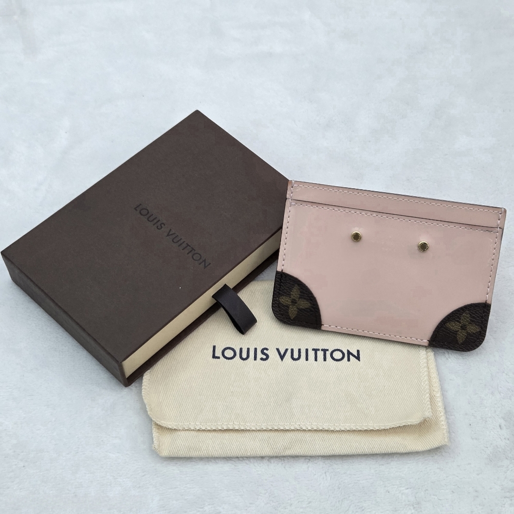 Authentic LOUIS VUITTON Monogram Pink Vernis Porte Cartes Card Case